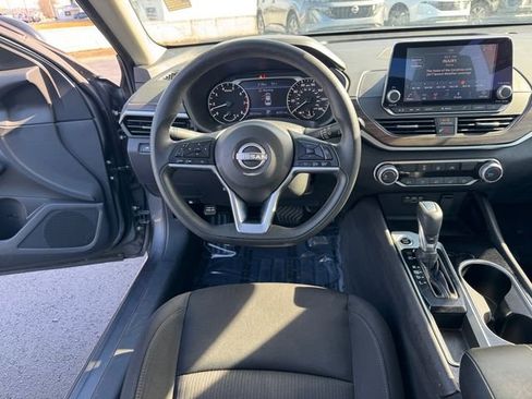 Certified 2024 Nissan Altima 2.5 SV image 13