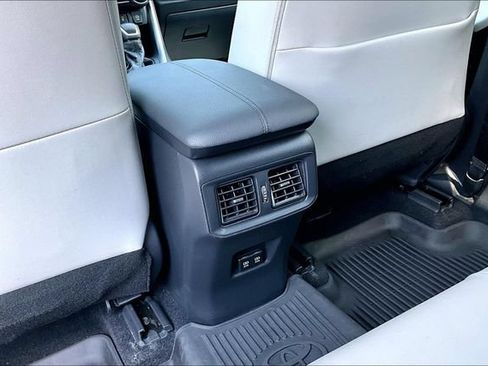 Used 2021 Toyota RAV4 XLE Premium AWD/4WD image 13