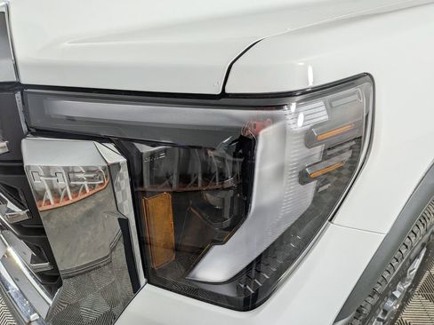 New 2026 GMC Sierra 2500 SLE w/ SLE Value Package; AWD/4WD image 14