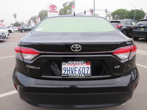Certified 2023 Toyota Corolla LE image 9