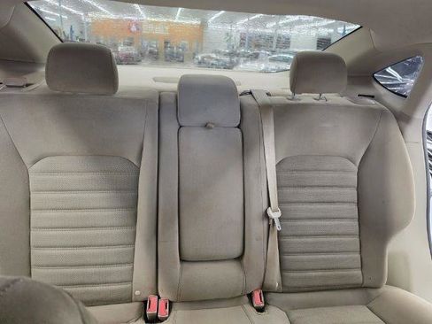 Used 2018 Ford Fusion SE FWD image 34