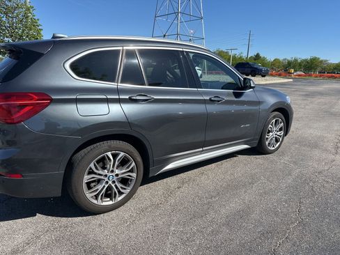 Used 2017 BMW X1 xDrive28i AWD/4WD image 6