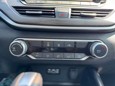 Used 2023 Nissan Altima 2.5 SV image 22