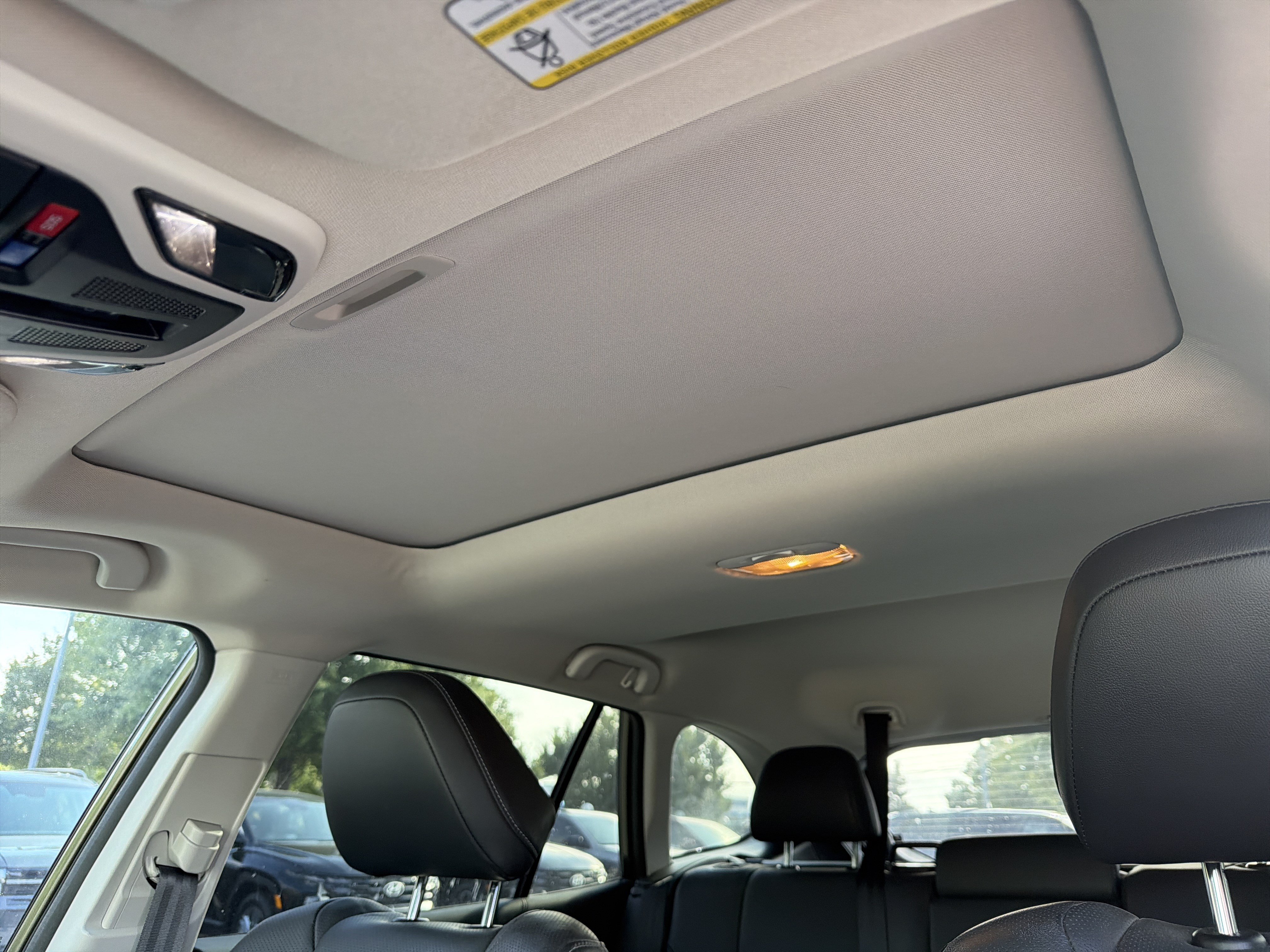 Used 2022 Subaru Outback Limited XT AWD/4WD image 17