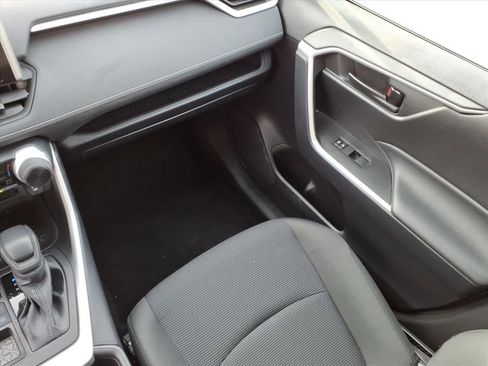 Certified 2025 Toyota RAV4 LE image 26