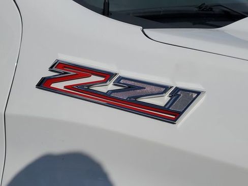 Used 2020 Chevrolet Silverado 1500 Custom Trail Boss w/ Custom Convenience Package image 6