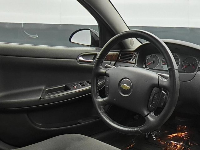 Used 2014 Chevrolet Impala LT w/ LT Sunroof Package FWD image 23
