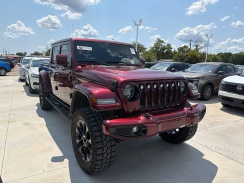 Used 2021 Jeep Gladiator Overland AWD/4WD image 1