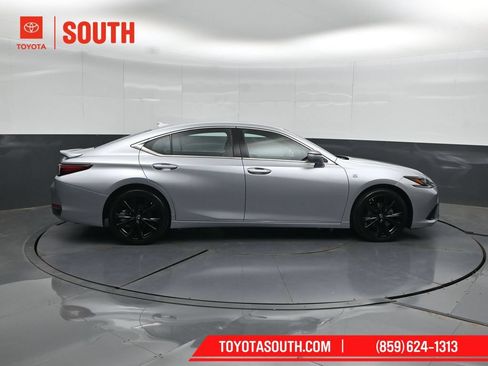 Used 2023 Lexus ES 300h F Sport w/ Accessory Package (Z1) FWD image 3
