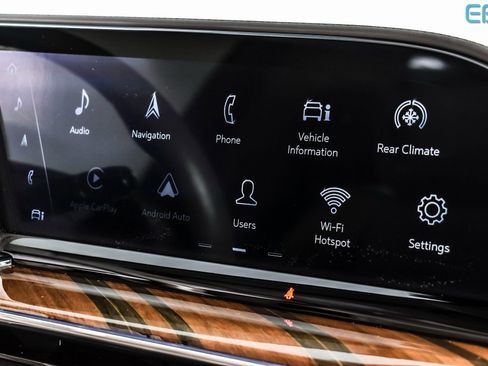 Used 2021 Cadillac Escalade ESV Premium Luxury Platinum image 29