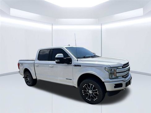 Used 2018 Ford F150 Platinum w/ Equipment Group 701A Luxury AWD/4WD image 5