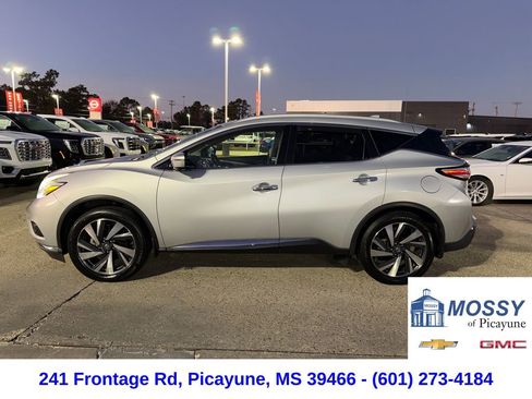 Used 2018 Nissan Murano Platinum image 2