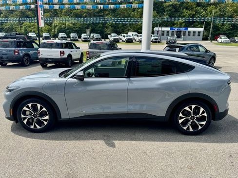 New 2025 Ford Mustang Mach-E Select w/ Comfort Package Lite image 4