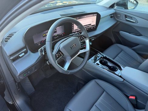New 2026 Audi Q3 quattro 2.0T AWD/4WD image 12