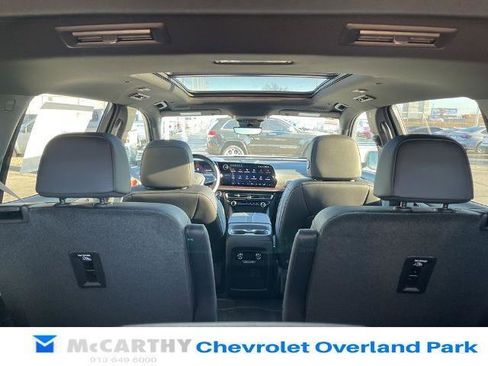 New 2026 Chevrolet Traverse Z71 w/ Enhanced Driving Package AWD/4WD image 13