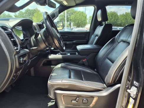 Used 2022 RAM 1500 Limited RWD image 17