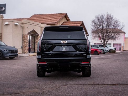 Used 2026 Cadillac Escalade Platinum Sport w/ LPO, Floor Liner Package image 6