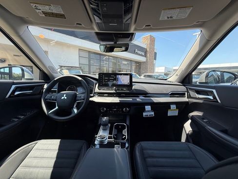 New 2026 Mitsubishi Outlander SE AWD/4WD image 19