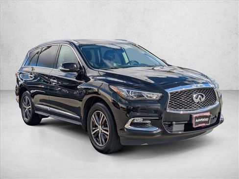 Used 2019 INFINITI QX60 Luxe w/ Essential Package image 3