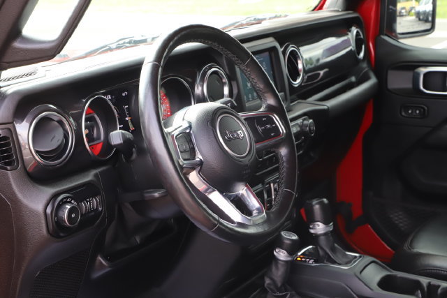 Used 2021 Jeep Wrangler Unlimited Sahara AWD/4WD image 13