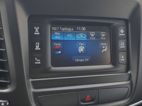 Used 2015 Chrysler 200 Limited w/ Convenience Group FWD image 25