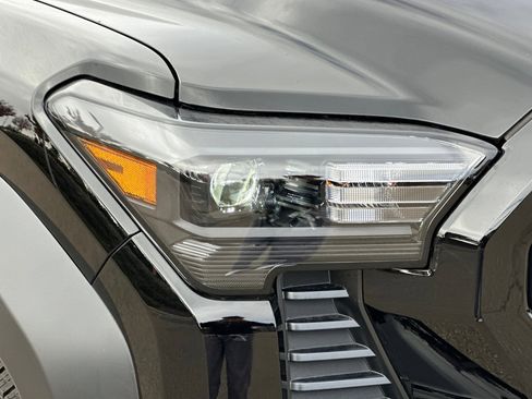 New 2025 Toyota Tacoma TRD Off-Road image 30