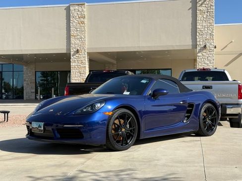 Used 2020 Porsche 718 Boxster RWD image 9