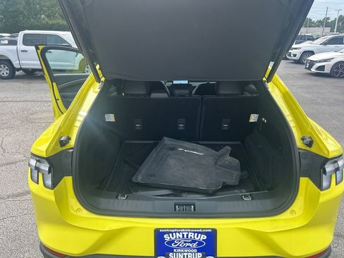 Used 2025 Ford Mustang Mach-E Premium RWD image 28