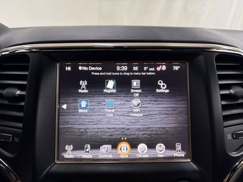 Used 2015 Jeep Grand Cherokee Limited image 46