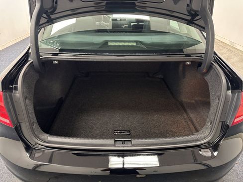 Used 2013 Volkswagen Passat 2.5 SE FWD image 10