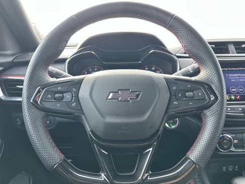 Certified 2023 Chevrolet TrailBlazer RS w/ Convenience Package image 19