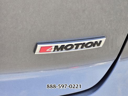 Used 2020 Volkswagen Atlas Cross Sport SEL Premium image 16