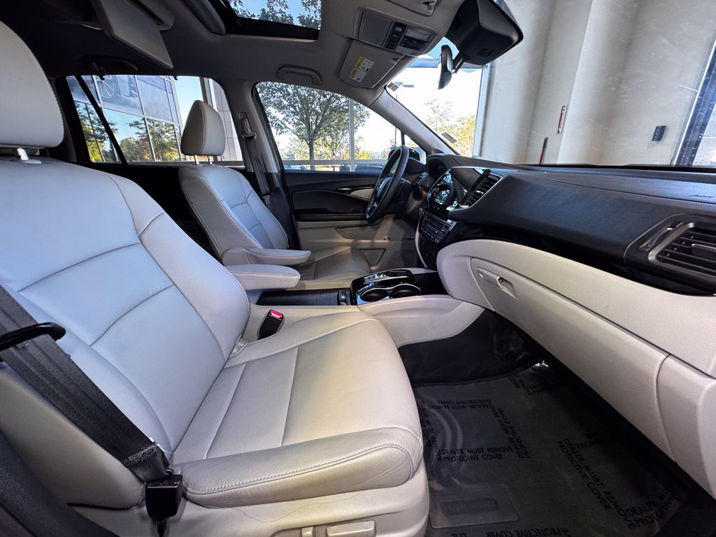 Used 2022 Honda Pilot Touring image 43