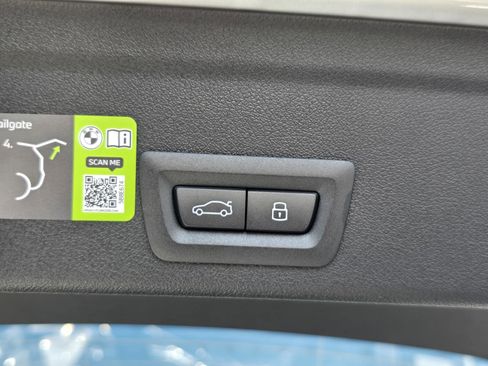 New 2026 BMW X6 xDrive40i w/ Climate Comfort Package image 8