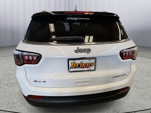 Used 2024 Jeep Compass Limited AWD/4WD image 4