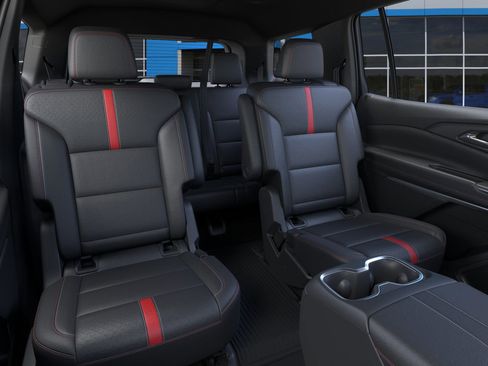 New 2026 Chevrolet Traverse RS w/ LPO, Floor Liner Package image 42