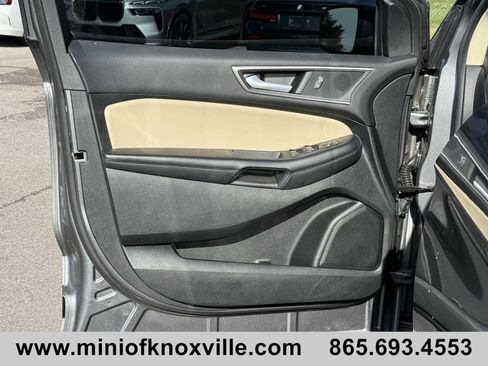 Used 2023 Ford Edge SEL w/ Convenience Package image 12