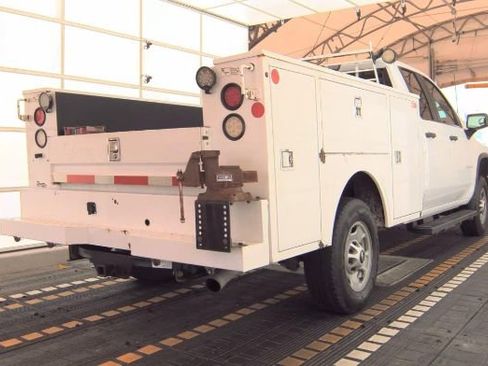 Used 2020 Chevrolet Silverado 2500 W/T w/ WT Fleet Convenience Package image 4