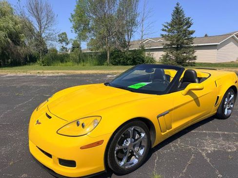Used 2010 Chevrolet Corvette Grand Sport RWD image 1