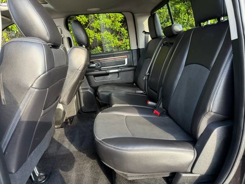 Used 2017 RAM 1500 Laramie w/ Convenience Group AWD/4WD image 36