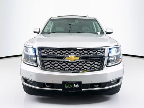 Used 2018 Chevrolet Tahoe LT w/ LT Signature Package AWD/4WD image 2