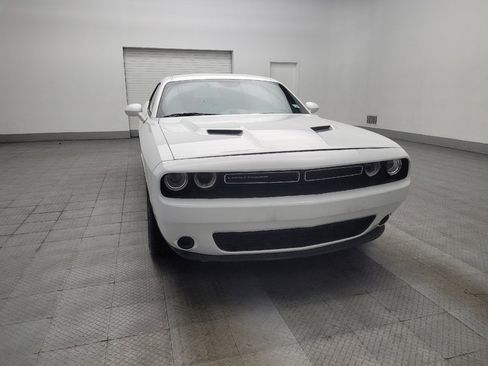 Used 2019 Dodge Challenger SXT RWD image 14