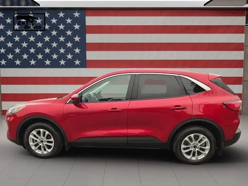 Used 2021 Ford Escape SE w/ Cold Weather Package AWD/4WD image 8