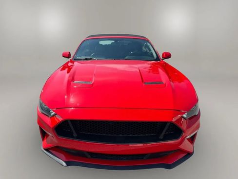 Used 2018 Ford Mustang Premium RWD image 3
