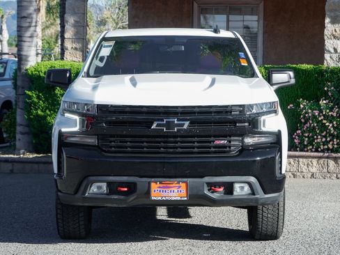 Used 2021 Chevrolet Silverado 1500 LT Trail Boss w/ Convenience Package II AWD/4WD image 3