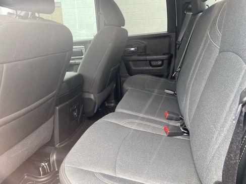 Used 2021 RAM 1500 Classic Warlock w/ Luxury Group AWD/4WD image 14