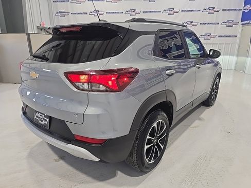 Used 2025 Chevrolet TrailBlazer LT image 8
