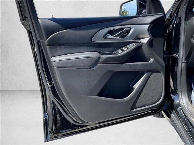 Certified 2023 Chevrolet Traverse LT FWD image 18
