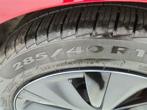 Used 2022 Tesla Model S Plaid image 58