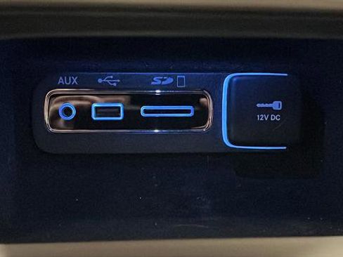 Used 2016 Jeep Grand Cherokee Laredo 75th Anniversary image 29